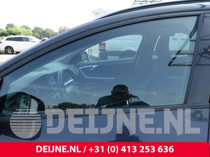 Volvo V60 I 1.6 DRIVe Sloopvoertuig (2011, Grijs)