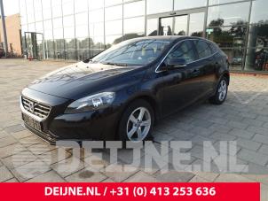 Volvo V40 12-
