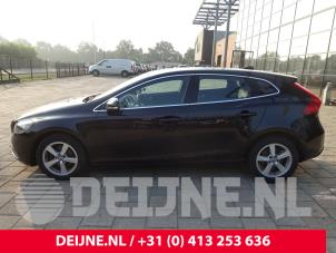 Volvo V40 12-