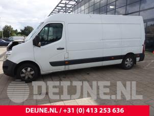 Nissan NV400 11-