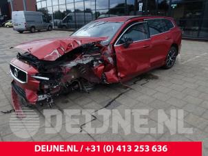 Volvo V60 19-