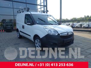 Opel Combo Zonneklep O230780 Donorvoertuig