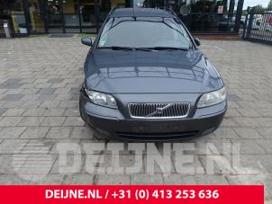 Volvo V70 01-