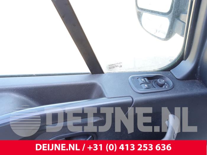 Renault Master III 2.3 dCi 100 16V FWD Sloopvoertuig (2012, Wit)