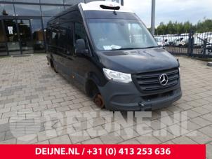 Mercedes Sprinter Tussenas O234410 Donorvoertuig