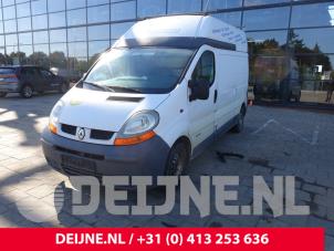 Renault Trafic 01-