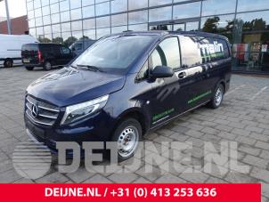 Mercedes Vito 14-