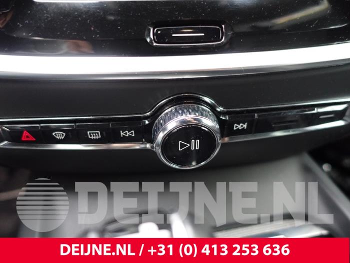 Volvo V60 II 2.0 T5 16V Sloopvoertuig (2018, Zwart)