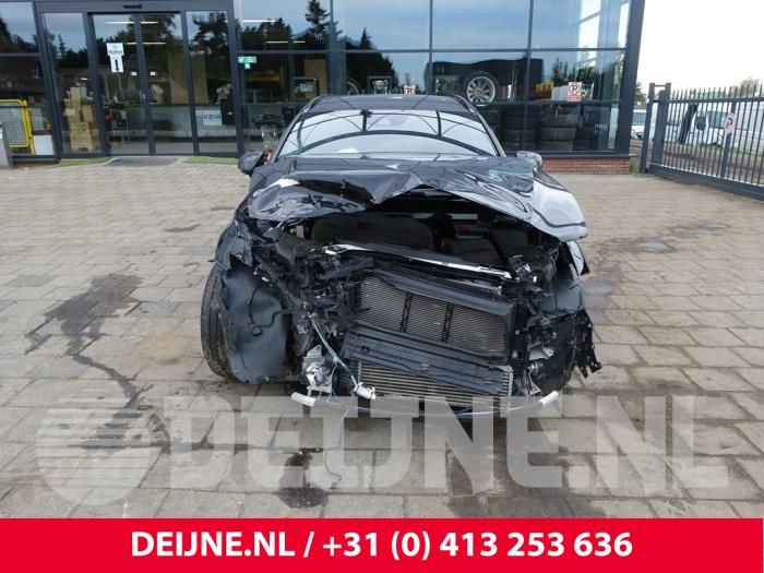 Volvo V60 II 2.0 T5 16V Sloopvoertuig (2018, Zwart)