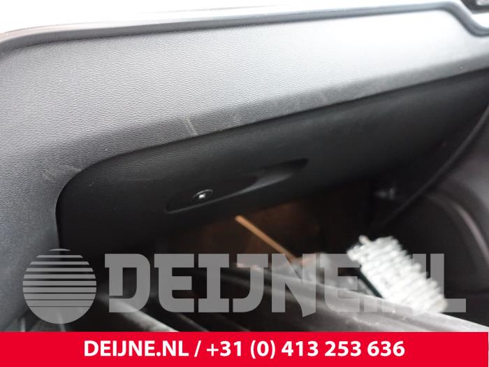 Volvo V60 II 2.0 T5 16V Sloopvoertuig (2018, Zwart)