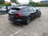 Volvo V60 II 2.0 T5 16V Sloopvoertuig (2018, Zwart)