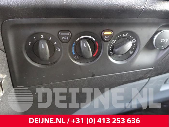 Ford Transit Custom 2.0 TDCi 16V Eco Blue 130 Sloopvoertuig (2017, Wit)