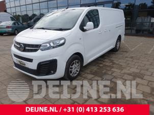Opel Vivaro 19-