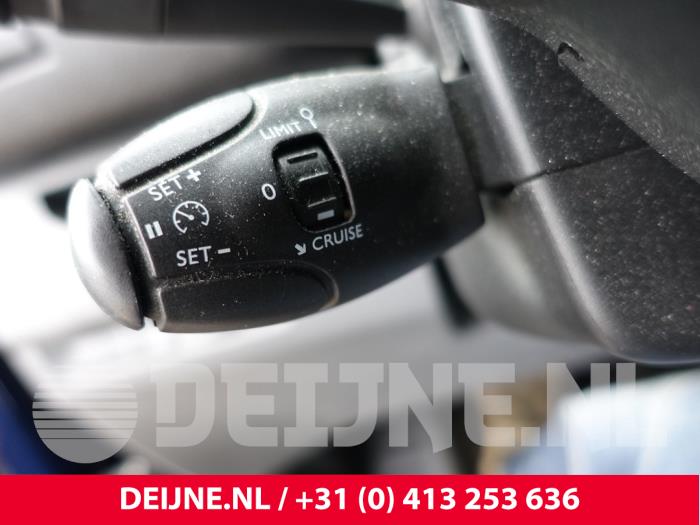 Peugeot Expert 2.0 Blue HDi 120 16V Sloopvoertuig (2019, Blauw)