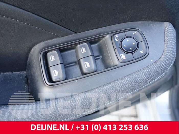 MG MG5 Electric Sloopvoertuig (2023, Grijs)