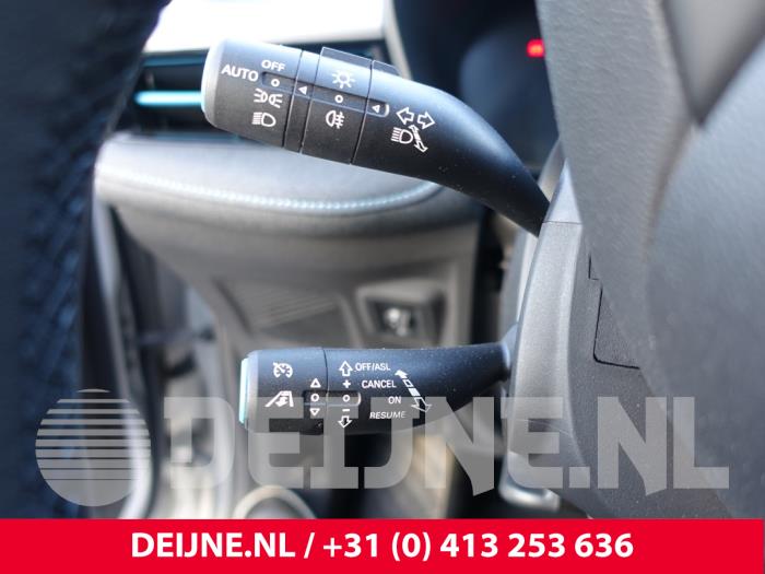 MG MG5 Electric Sloopvoertuig (2023, Grijs)