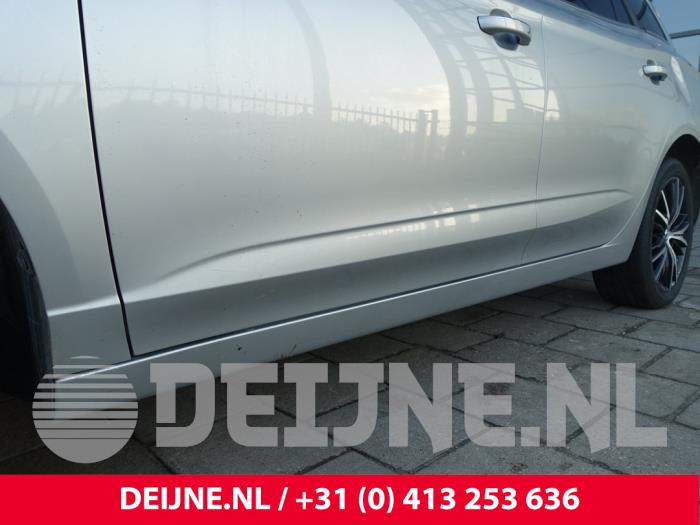 MG MG5 Electric Sloopvoertuig (2023, Grijs)