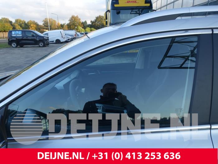 MG MG5 Electric Sloopvoertuig (2023, Grijs)