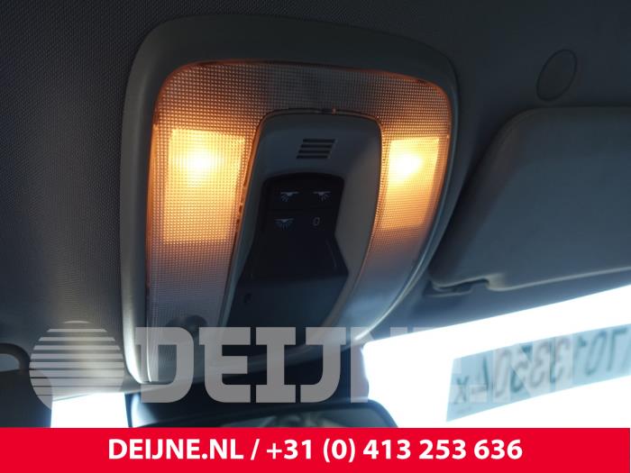 Volvo S60 II 2.0 D4 16V Sloopvoertuig (2016, Donker, Blauw)