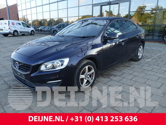 Volvo S60 II 2.0 D4 16V Sloopvoertuig (2016, Donker, Blauw)