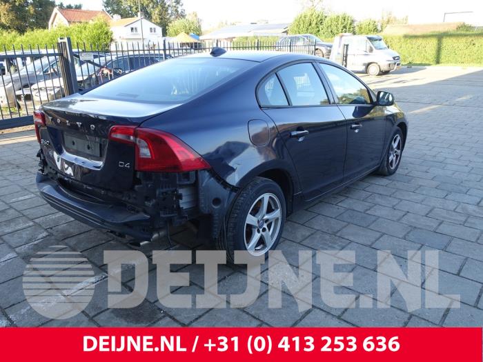 Volvo S60 II 2.0 D4 16V Sloopvoertuig (2016, Donker, Blauw)