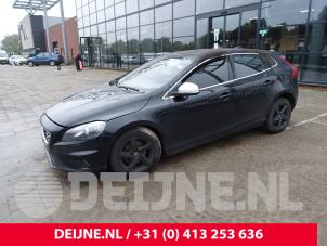 Volvo V40 12-