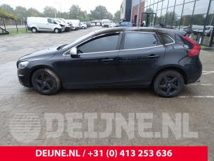 Volvo V40 12-