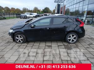 Volvo V40 12-
