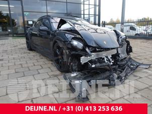 Porsche Taycan Antenne O240509 Spenderfahrzeug