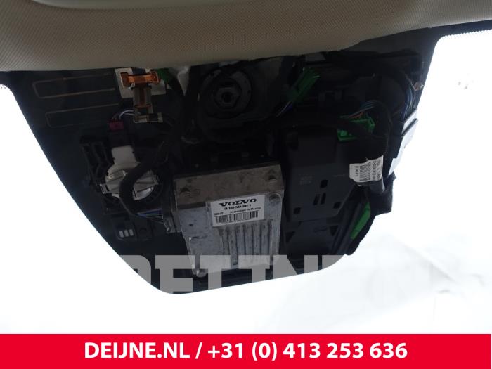 Volvo V60 I 2.0 D4 16V Sloopvoertuig (2017, Champagne)