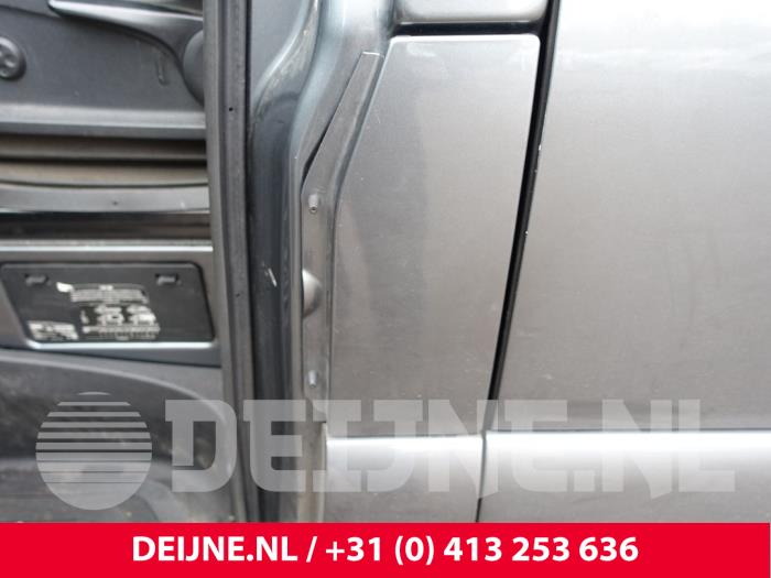Mercedes Sprinter 3,5t 319 CDI 2.0 D RWD Sloopvoertuig (2023, Grijs)