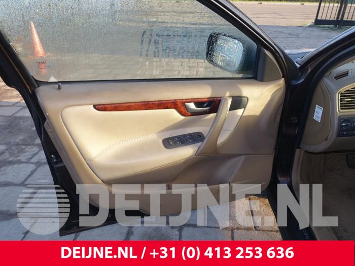 Volvo XC70 XC70 2.4 T 20V Sloopvoertuig (2001, Bruin)