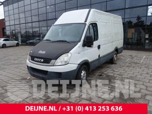 Iveco Daily 06-