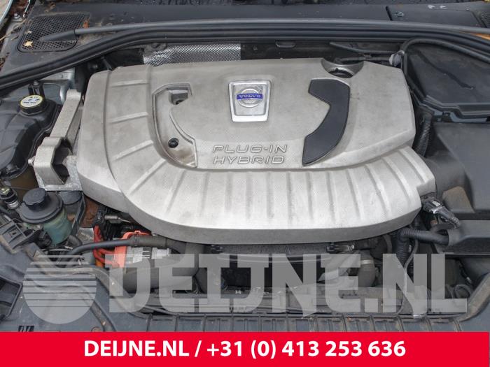 Volvo V60 I 2.4 D6 20V Plug-in Hybrid AWD Sloopvoertuig (2013, Grijs)