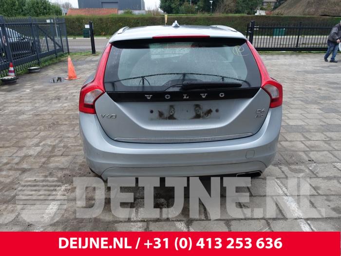 Volvo V60 I 2.4 D6 20V Plug-in Hybrid AWD Sloopvoertuig (2013, Grijs)