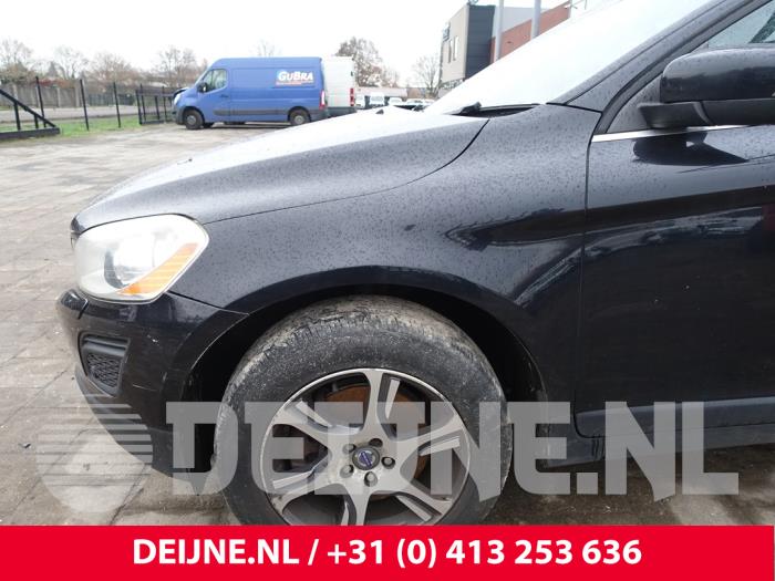 Volvo XC60 I 2.4 D5 20V 205 AWD Sloopvoertuig (2011, Zwart)
