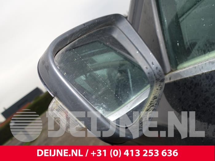 Volvo XC60 I 2.4 D5 20V 205 AWD Sloopvoertuig (2011, Zwart)