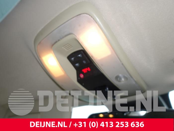 Volvo XC60 I 2.4 D5 20V 205 AWD Sloopvoertuig (2011, Zwart)