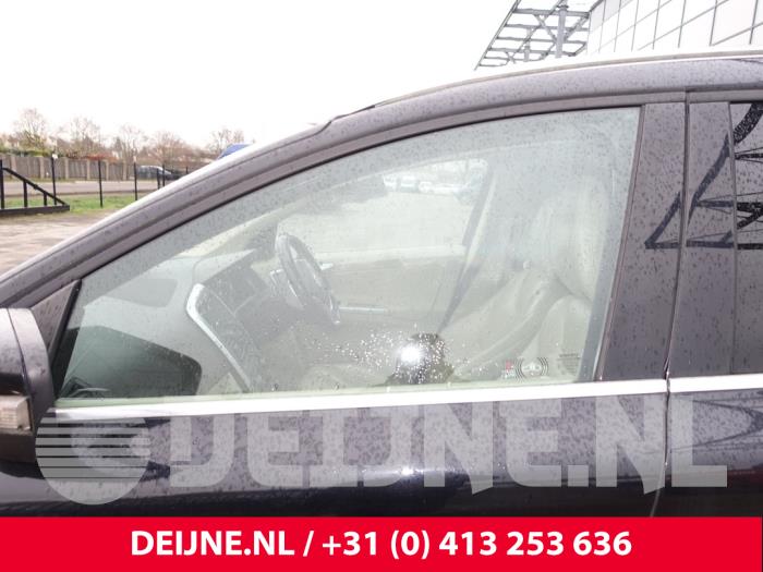 Volvo XC60 I 2.4 D5 20V 205 AWD Sloopvoertuig (2011, Zwart)