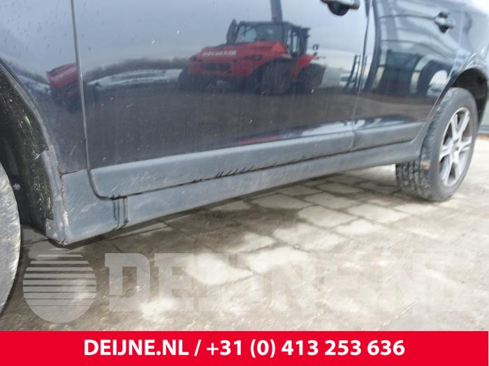 Volvo XC60 I 2.4 D5 20V 205 AWD Sloopvoertuig (2011, Zwart)