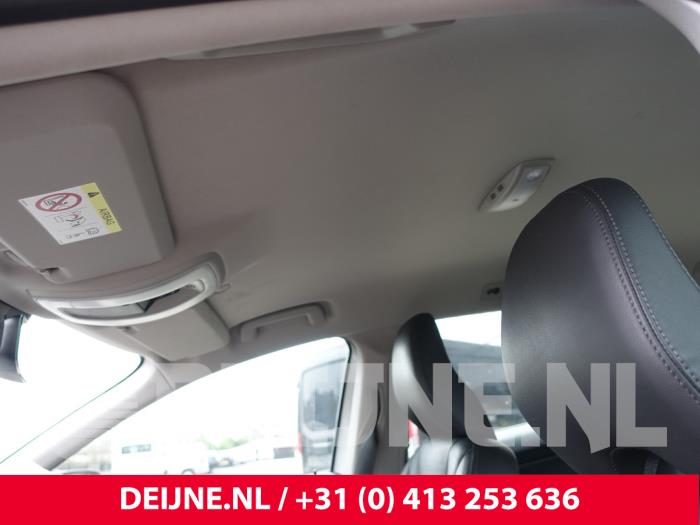 Volvo XC60 I 2.0 D4 16V Sloopvoertuig (2015, Zilvergrijs)