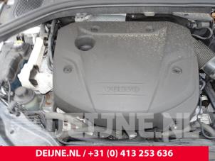 Volvo XC60 I 2.0 D4 16V Sloopvoertuig (2015, Zilvergrijs)