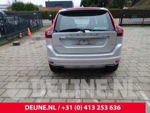 Volvo XC60 I 2.0 D4 16V Sloopvoertuig (2015, Zilvergrijs)
