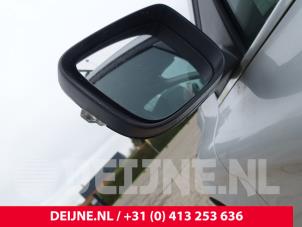 Volvo XC60 I 2.0 D4 16V Sloopvoertuig (2015, Zilvergrijs)