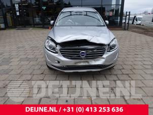 Volvo XC60 I 2.0 D4 16V Sloopvoertuig (2015, Zilvergrijs)