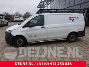 Mercedes Vito 14-