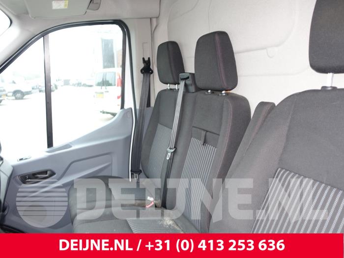 Ford Transit 2.0 TDCi 16V Eco Blue 130 Sloopvoertuig (2017, Wit)