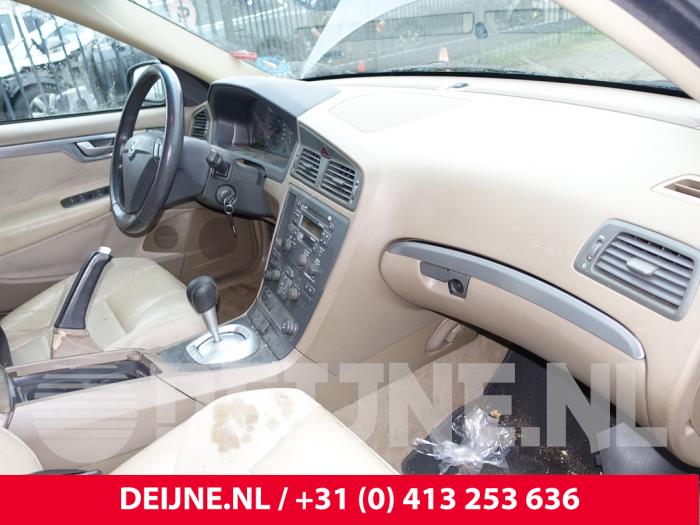 Volvo S60 I 2.4 20V 140 Sloopvoertuig (2003, Zwart)