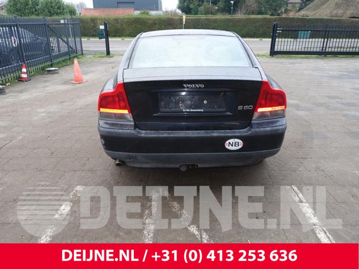 Volvo S60 I 2.4 20V 140 Sloopvoertuig (2003, Zwart)