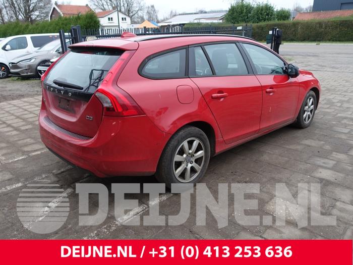 Volvo V60 I 2.0 D3 20V Sloopvoertuig (2014, Rood)